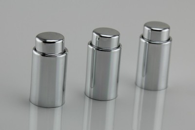 現(xiàn)貨供應(yīng) 精油瓶壓泵、電化鋁壓泵及化妝品壓泵——廣州純溢包裝制品專業(yè)供應(yīng)